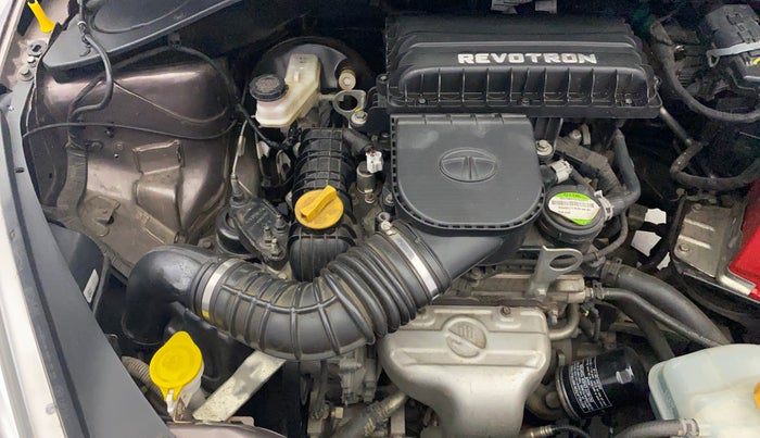 2017 Tata Tiago XT PETROL, Petrol, Manual, 26,993 km, Engine View - Right