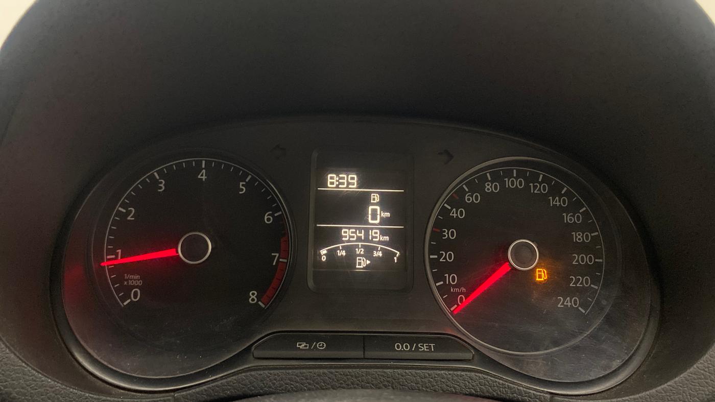 2017 Volkswagen Polo COMFORTLINE 1.2L, Petrol, Manual, 95,392 km, Odometer Image