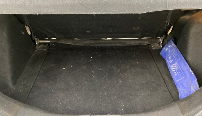 2021 Honda Jazz 1.2L I-VTEC VX CVT, Petrol, Automatic, 1,02,865 km, Boot Inside