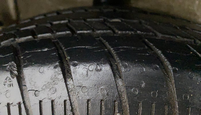 2015 Maruti Celerio ZXI AMT, Petrol, Automatic, 18,966 km, Right Rear Tyre Tread