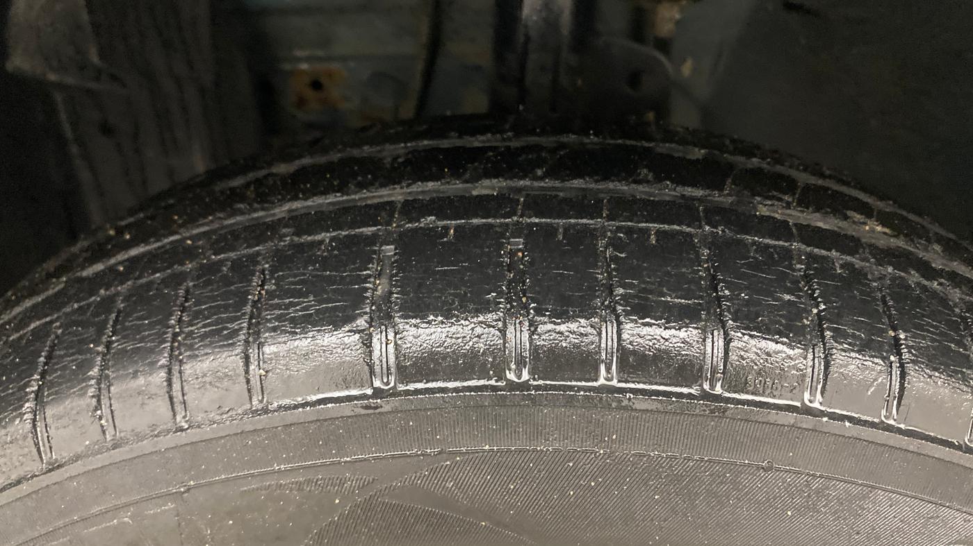 2014 Nissan Micra Active XV, Petrol, Manual, 76,249 km, Left Front Tyre Tread