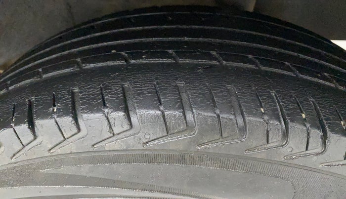2018 Datsun Redi Go T (O), Petrol, Manual, 71,482 km, Left Rear Tyre Tread