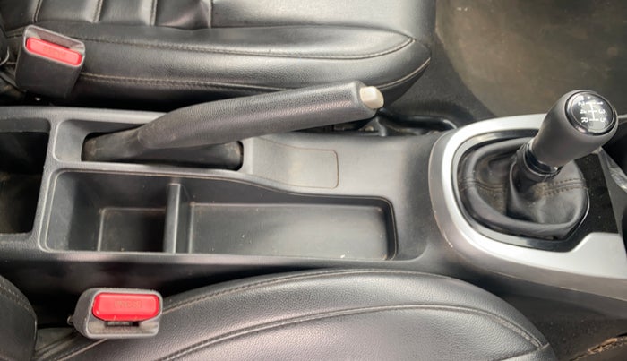 2019 Honda WR-V 1.2L I-VTEC S MT, Petrol, Manual, 87,703 km, Gear Lever