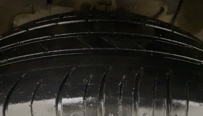 2021 Tata NEXON XZ PLUS (O) PETROL DUAL TONE, Petrol, Manual, 53,304 km, Left Front Tyre Tread