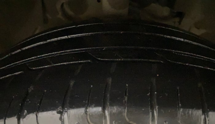 2021 Tata NEXON XZ PLUS (O) PETROL DUAL TONE, Petrol, Manual, 53,304 km, Right Front Tyre Tread