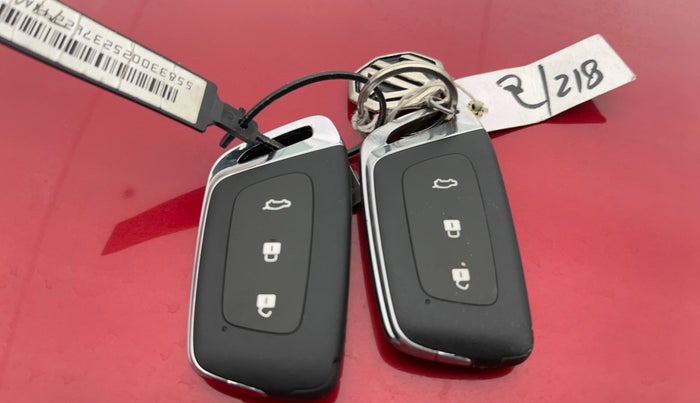 2022 MG HECTOR SHARP 1.5 PETROL CVT, Petrol, Automatic, 20,188 km, Key Close Up