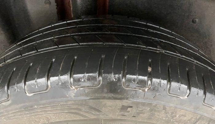 2022 MG HECTOR SHARP 1.5 PETROL CVT, Petrol, Automatic, 20,188 km, Right Rear Tyre Tread