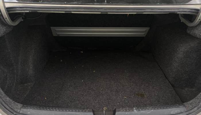 2019 Skoda Rapid STYLE 1.6 MPI, Petrol, Manual, 50,669 km, Boot Inside