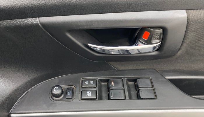2021 Maruti S Cross ZETA 1.5, Petrol, Manual, 80,803 km, Driver Side Door Panels Control