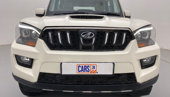 2017 Mahindra Scorpio S10 Intelli Hybrid 2WD, Diesel, Manual, Daylight Running Lights (DRL's)