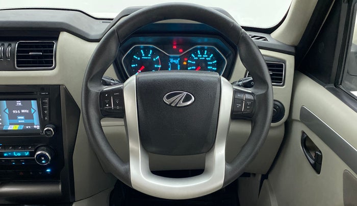 2017 Mahindra Scorpio S10 Intelli Hybrid 2WD, Diesel, Manual, Steering Wheel Close Up