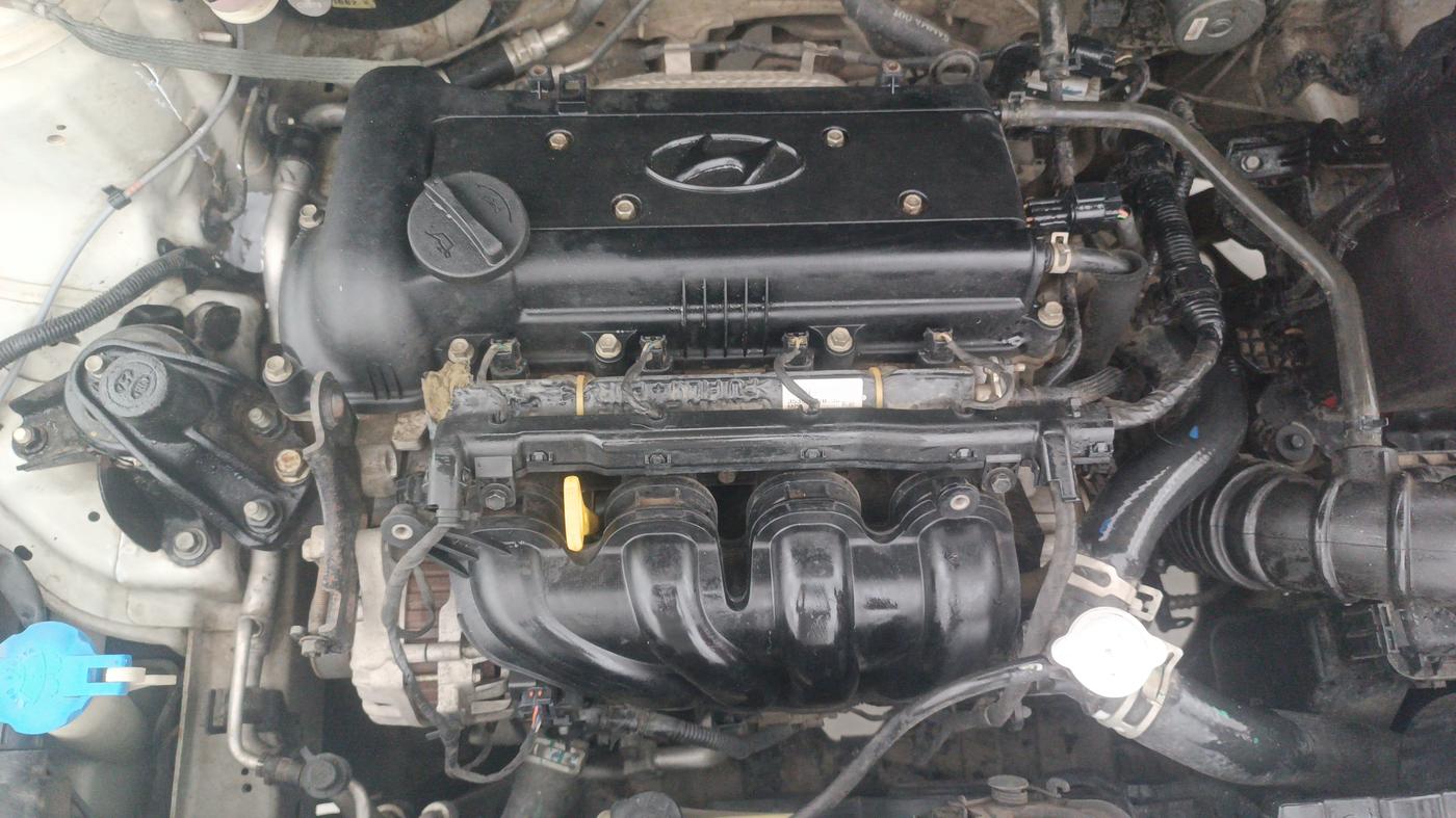 2017 Hyundai Verna 1.6 VTVT SX, Petrol, Manual, 55,252 km, Engine View