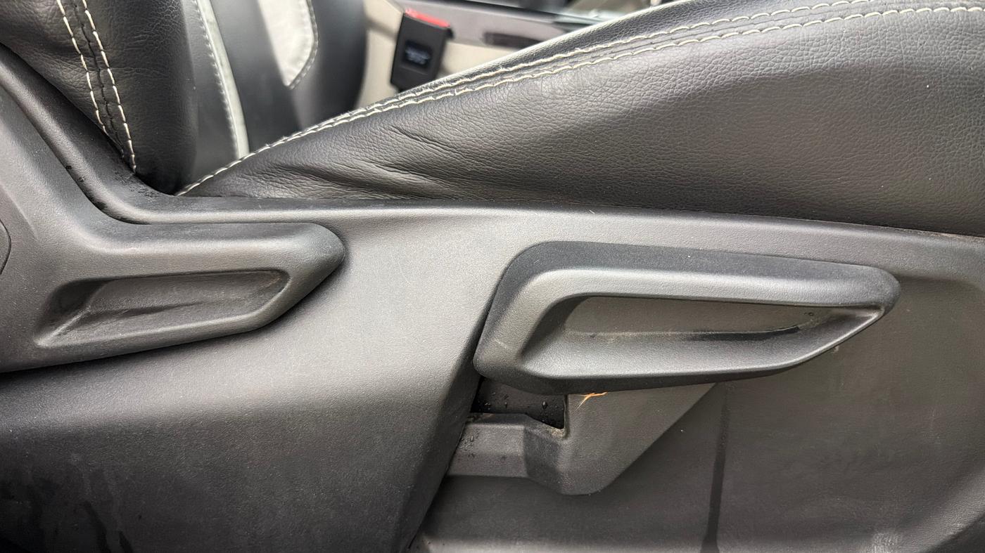 2020 Tata NEXON XZA PLUS SUNROOF PETROL, Petrol, Automatic, 51,190 km, Driver Side Adjustment Panel