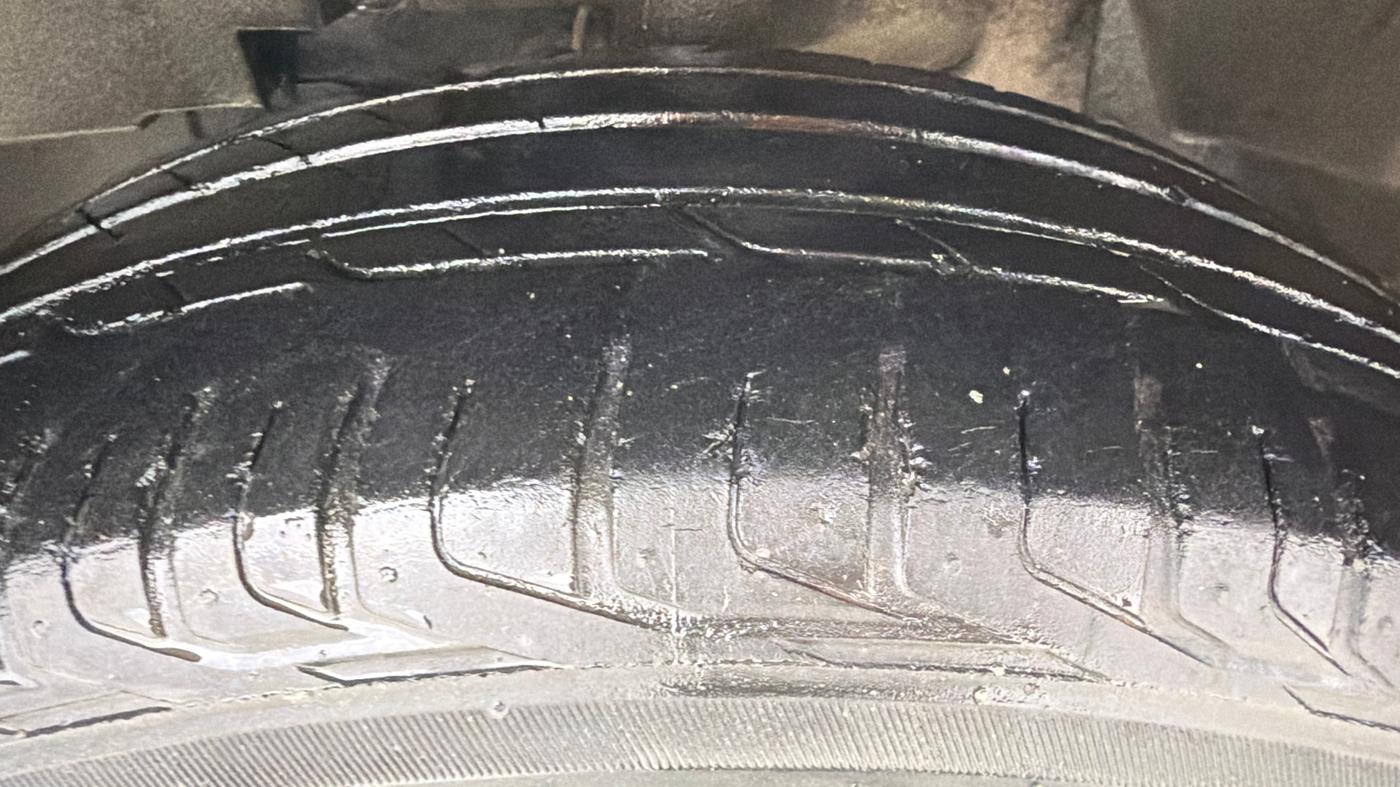 2020 Tata NEXON XZA PLUS SUNROOF PETROL, Petrol, Automatic, 51,190 km, Left Front Tyre Tread