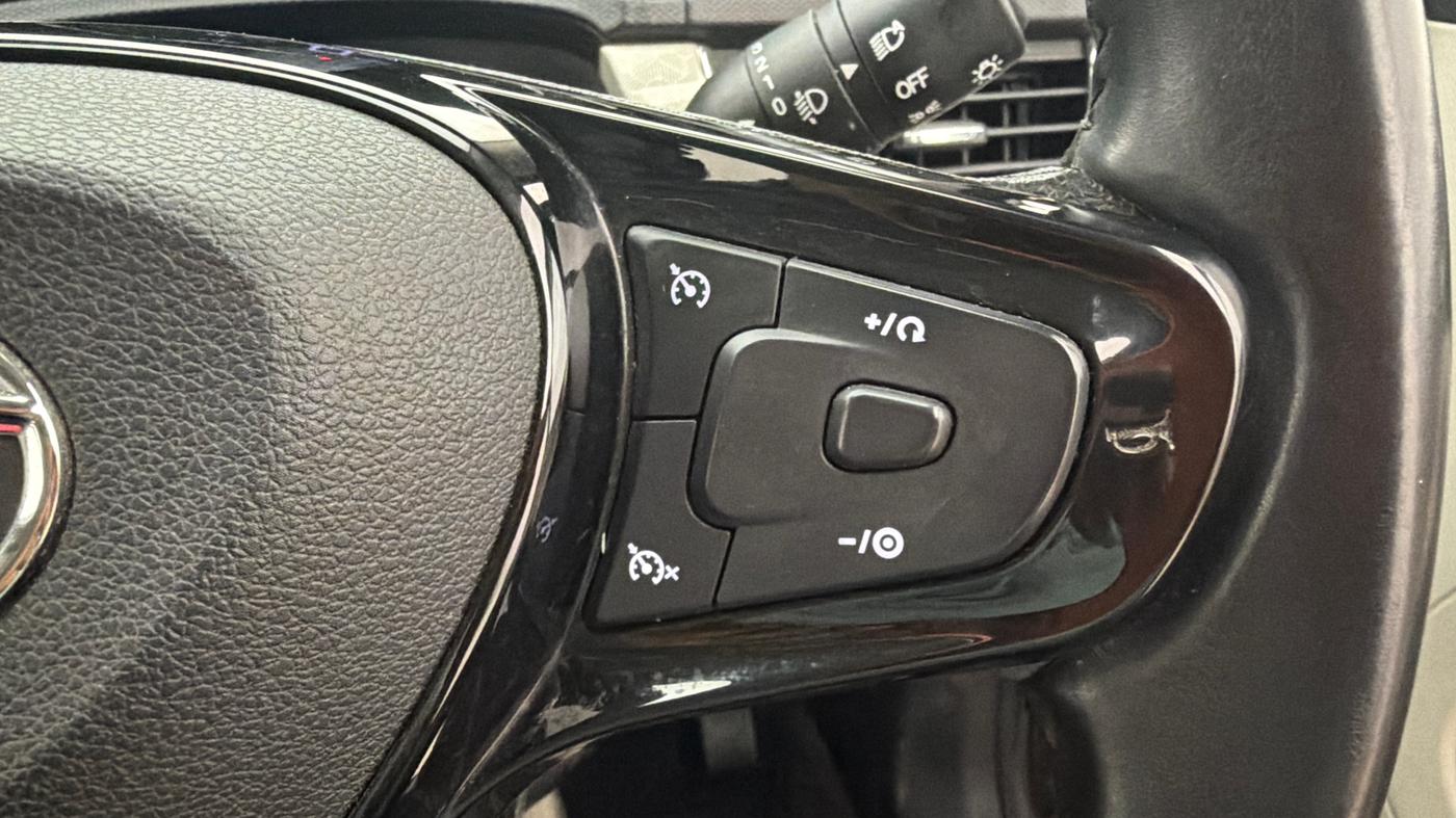 2020 Tata NEXON XZA PLUS SUNROOF PETROL, Petrol, Automatic, 51,190 km, Adaptive Cruise Control
