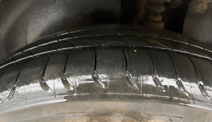 2018 Hyundai Creta SX AT 1.6 PETROL, Petrol, Automatic, 60,284 km, Left Rear Tyre Tread