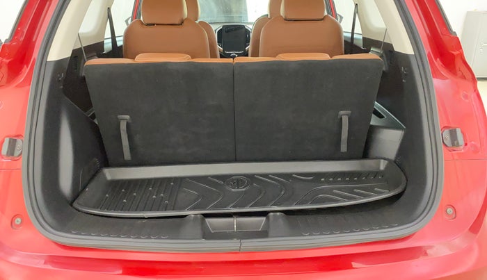 2021 MG HECTOR PLUS SHARP 1.5 PETROL TURBO CVT 6-STR, Petrol, Automatic, 23,427 km, Boot Inside