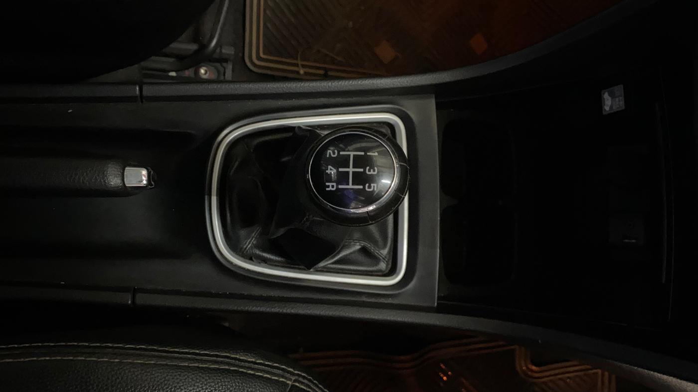2018 Maruti Ciaz S 1.4 MT PETROL, Petrol, Manual, 45,035 km, Gear Lever
