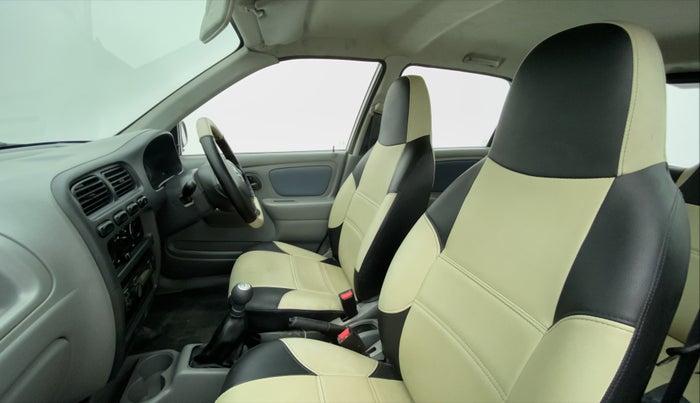 2014 Maruti Alto K10 VXI P, Petrol, Manual, 33,869 km, Right Side Front Door Cabin