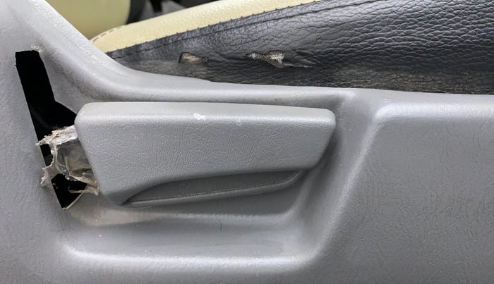 2014 Maruti Alto K10 VXI P, Petrol, Manual, 33,869 km, Driver Side Adjustment Panel