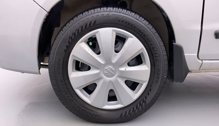 2014 Maruti Alto K10 VXI P, Petrol, Manual, 33,869 km, Left Front Wheel