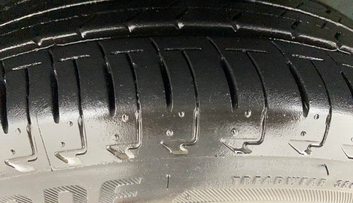 2020 Maruti IGNIS ALPHA 1.2 AMT, Petrol, Automatic, 65,867 km, Left Front Tyre Tread