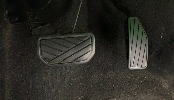 2020 Maruti IGNIS ALPHA 1.2 AMT, Petrol, Automatic, 65,867 km, Pedals