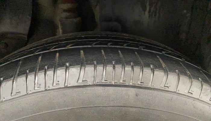 2016 Hyundai Creta SX PLUS 1.6 PETROL, Petrol, Manual, 57,615 km, Right Rear Tyre Tread