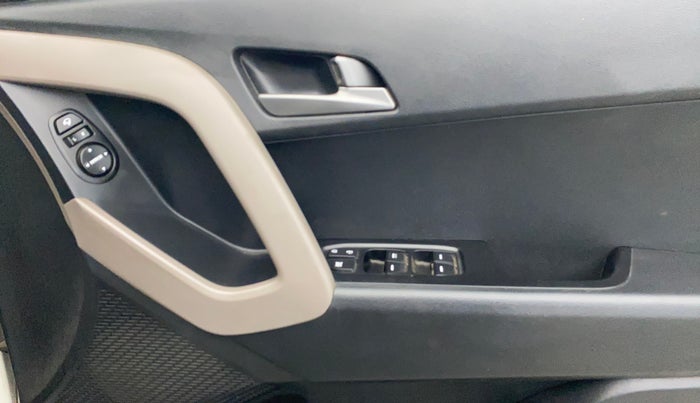 2016 Hyundai Creta SX PLUS 1.6 PETROL, Petrol, Manual, 57,615 km, Driver Side Door Panels Control