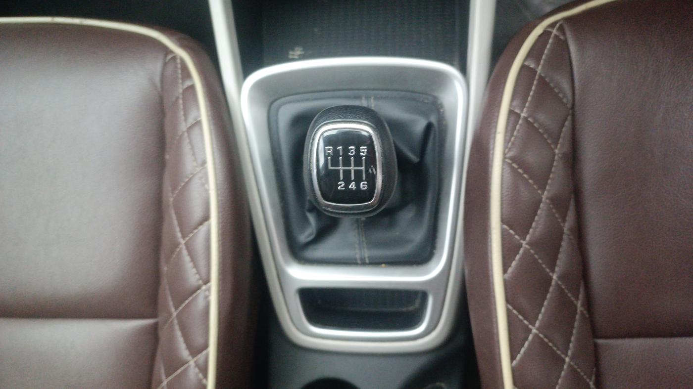 2022 Hyundai VENUE S (O) 1.0 TURBO IMT, Petrol, Manual, 60,917 km, Gear Lever