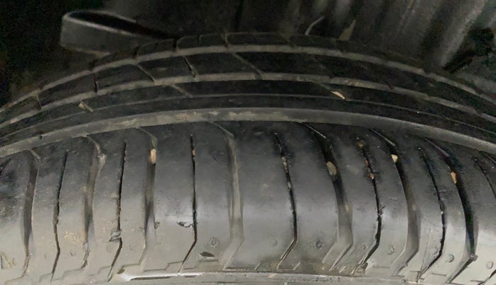 2022 Tata PUNCH ACCOMPLISHED MT, Petrol, Manual, 22,585 km, Right Rear Tyre Tread