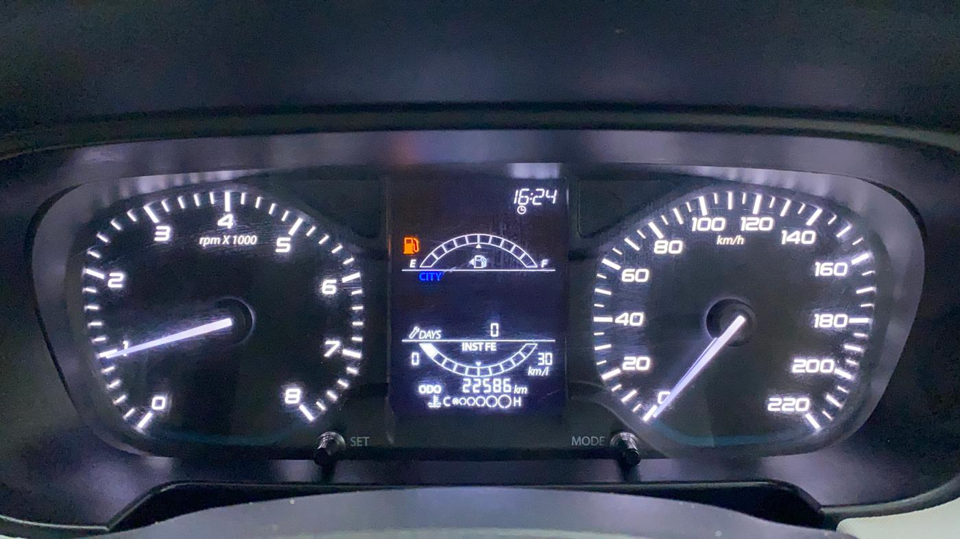 2022 Tata PUNCH ACCOMPLISHED MT, Petrol, Manual, 22,585 km, Odometer Image
