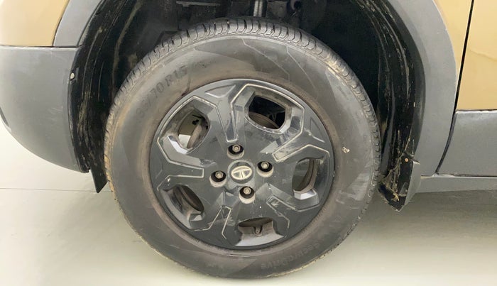 2022 Tata PUNCH ACCOMPLISHED MT, Petrol, Manual, 22,585 km, Left Front Wheel