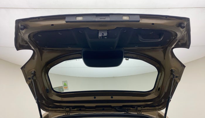 2022 Tata PUNCH ACCOMPLISHED MT, Petrol, Manual, 22,585 km, Boot Door Open