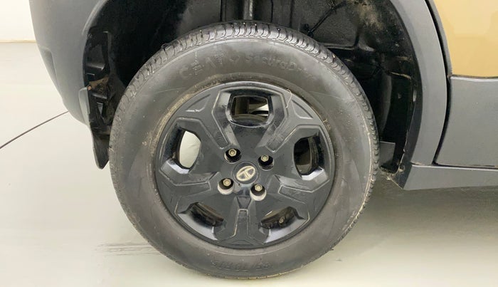 2022 Tata PUNCH ACCOMPLISHED MT, Petrol, Manual, 22,585 km, Right Rear Wheel