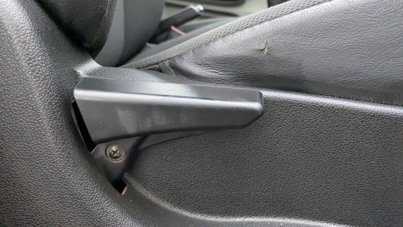 2018 Tata Tiago XT 1.2 REVOTRON, Petrol, Manual, 47,413 km, Driver Side Adjustment Panel