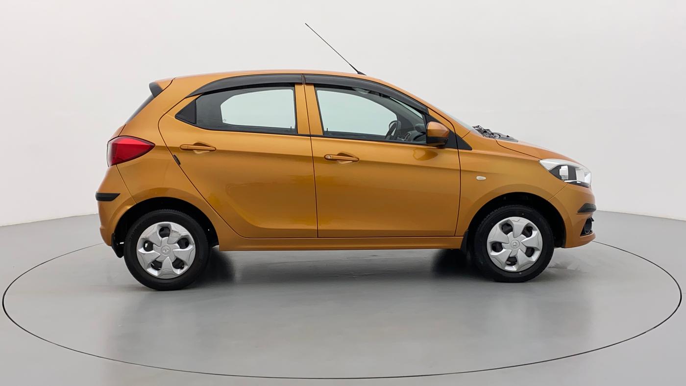 2018 Tata Tiago XT 1.2 REVOTRON, Petrol, Manual, 47,413 km, Right Side View