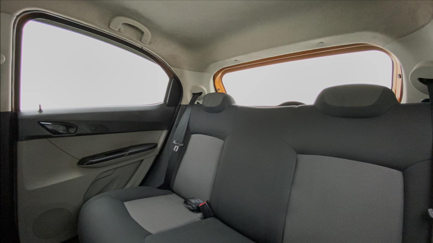2018 Tata Tiago XT 1.2 REVOTRON, Petrol, Manual, 47,413 km, Right Side Rear Door Cabin