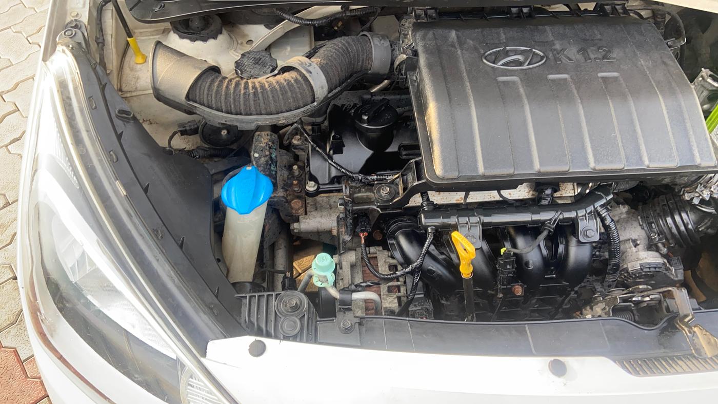 2014 Hyundai Xcent S 1.2, Petrol, Manual, 58,929 km, Engine View - Left