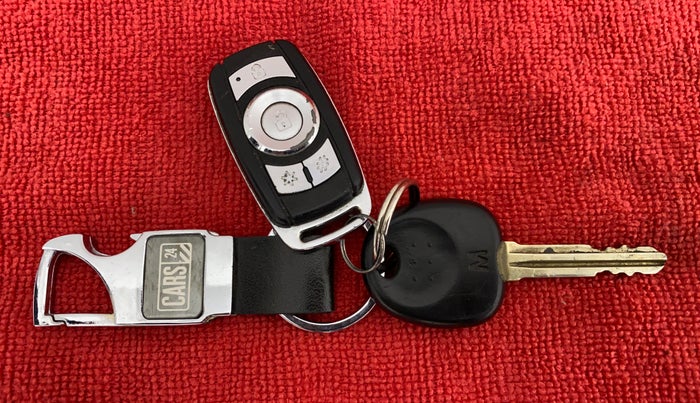 2017 Hyundai Eon ERA PLUS, Petrol, Manual, 5,299 km, Key Close Up