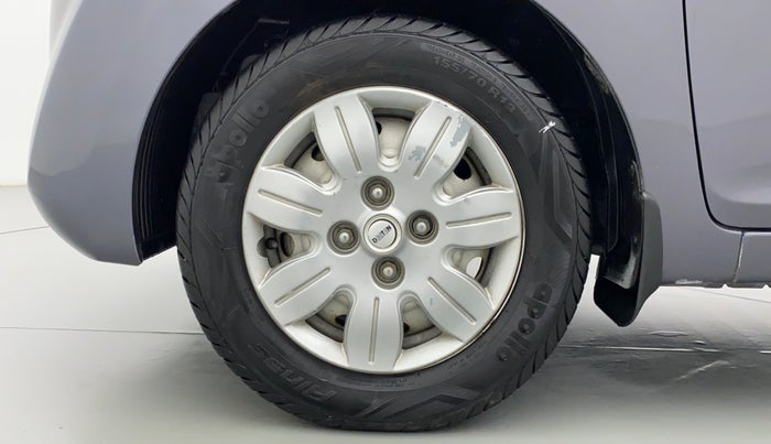 2017 Hyundai Eon ERA PLUS, Petrol, Manual, 5,299 km, Left Front Wheel