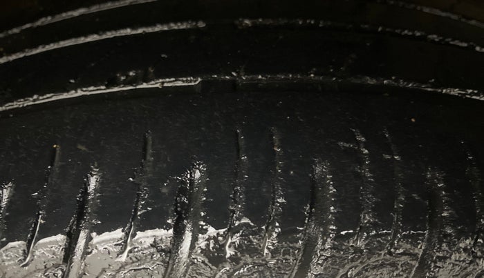 2020 Hyundai VENUE SX PLUS 1.0 TURBO DCT, Petrol, Automatic, 66,016 km, Right Front Tyre Tread