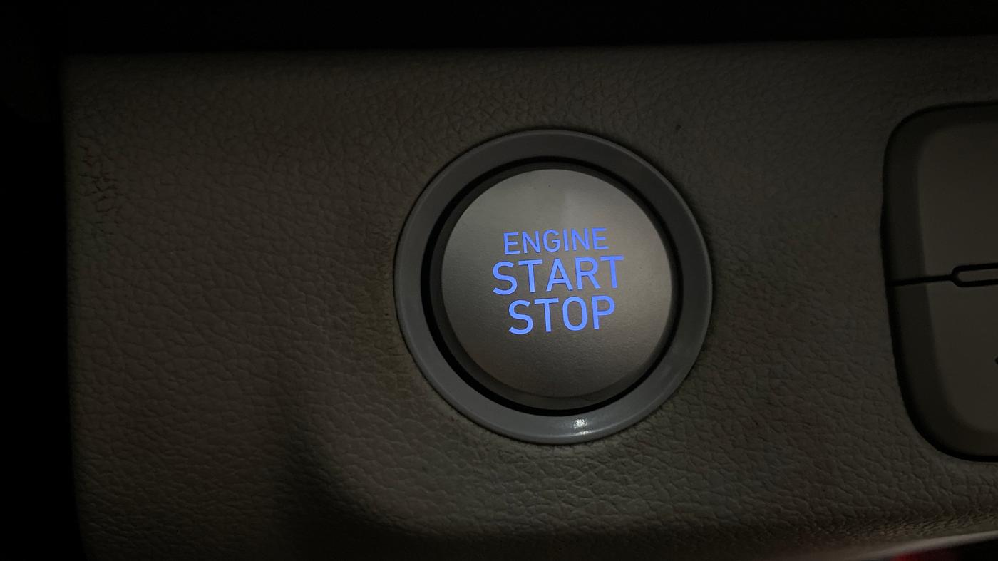 2022 Hyundai VENUE SX 1.5 CRDI DUAL TONE, Diesel, Manual, 84,540 km, Keyless Start/ Stop Button