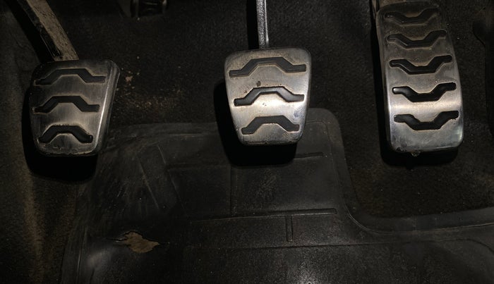 2022 Hyundai VENUE SX 1.5 CRDI DUAL TONE, Diesel, Manual, 84,540 km, Pedals