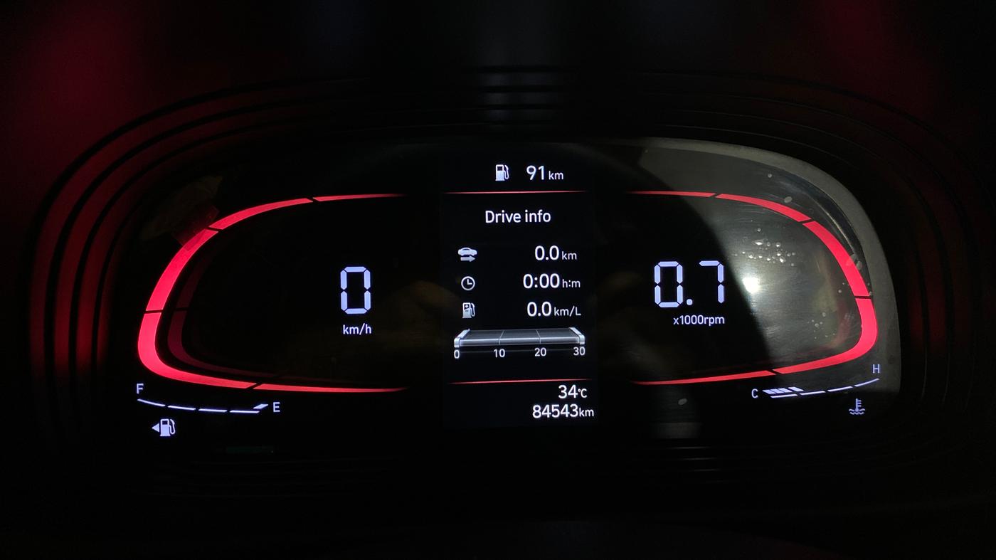 2022 Hyundai VENUE SX 1.5 CRDI DUAL TONE, Diesel, Manual, 84,540 km, Odometer Image