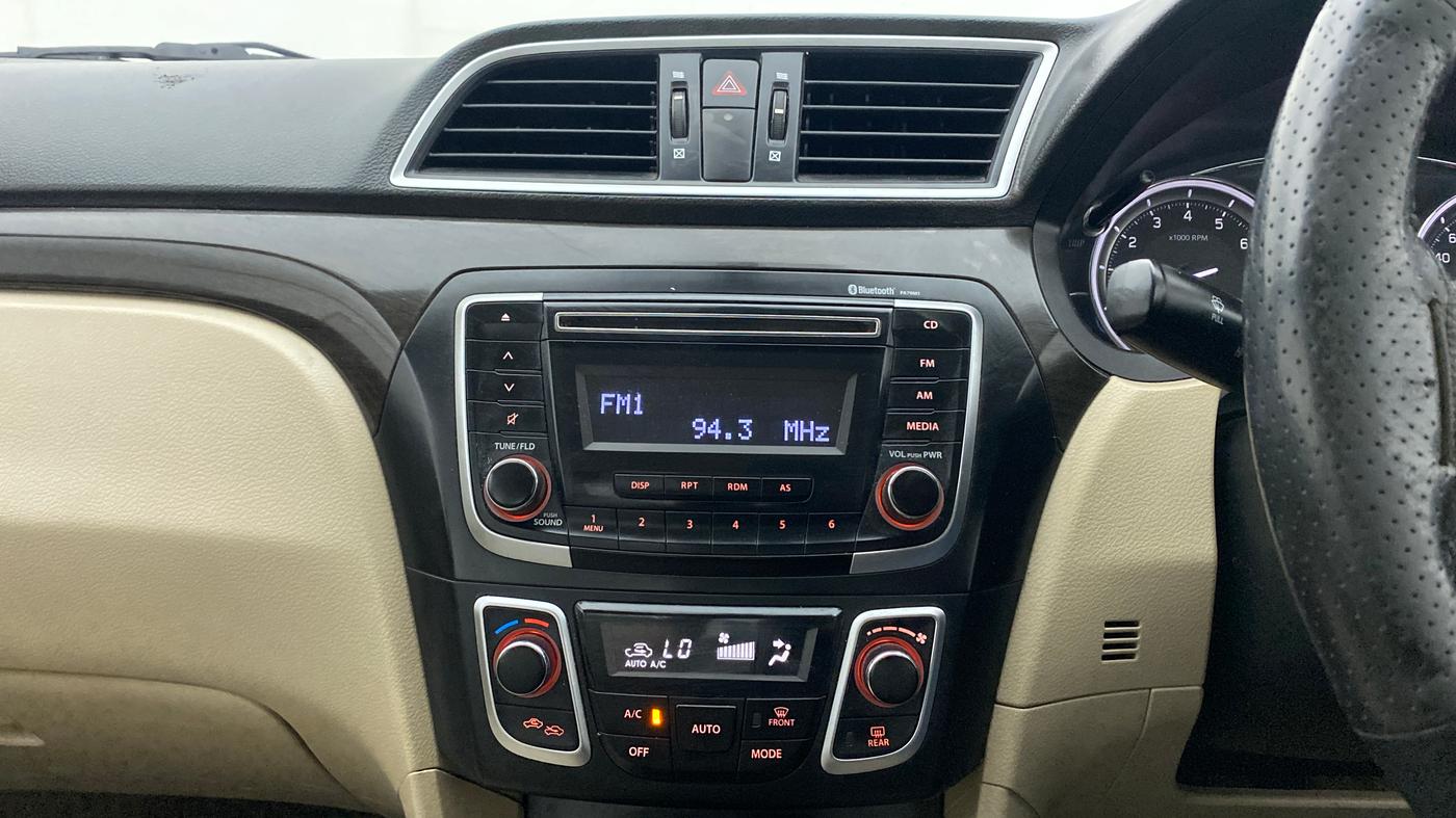 2014 Maruti Ciaz VXI+AT, Petrol, Automatic, 86,576 km, Air Conditioner