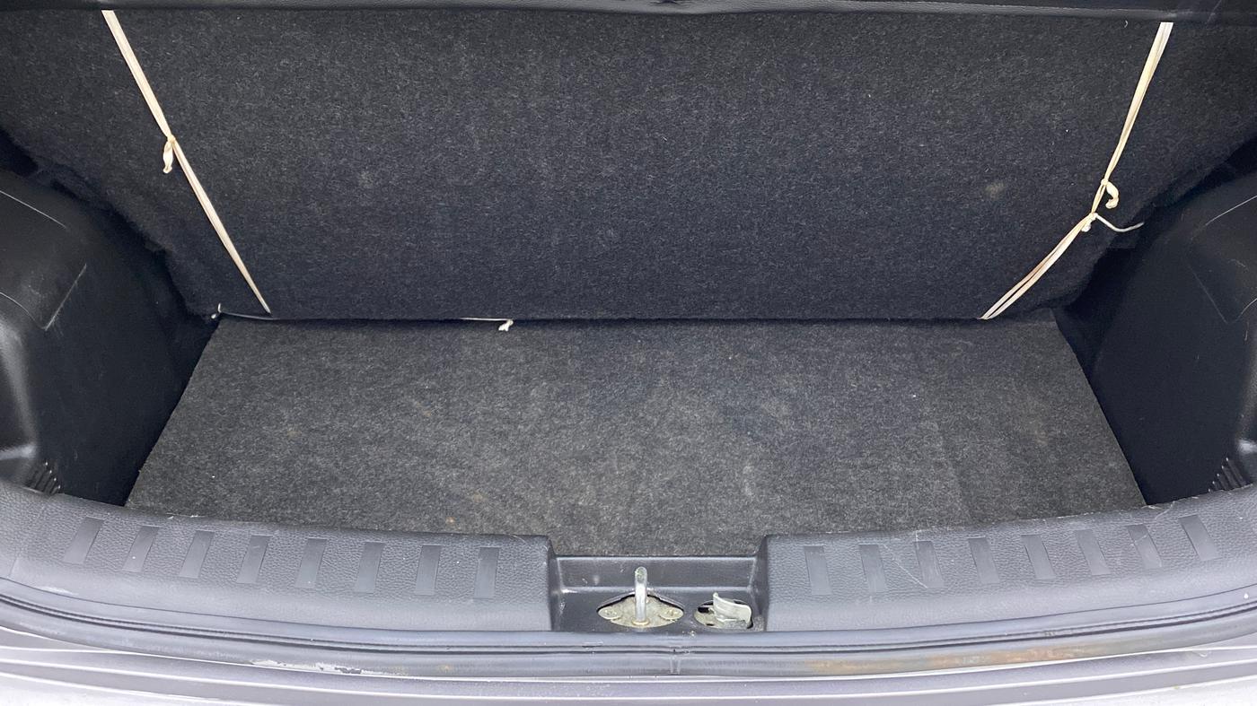 2014 Maruti Swift VXI D, Petrol, Manual, 61,216 km, Boot Inside