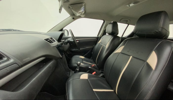 2014 Maruti Swift ZDI, Diesel, Manual, 79,446 km, Right Side Front Door Cabin