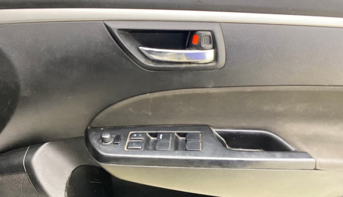 2015 Maruti Swift VXI, Petrol, Manual, 60,951 km, Driver Side Door Panels Control
