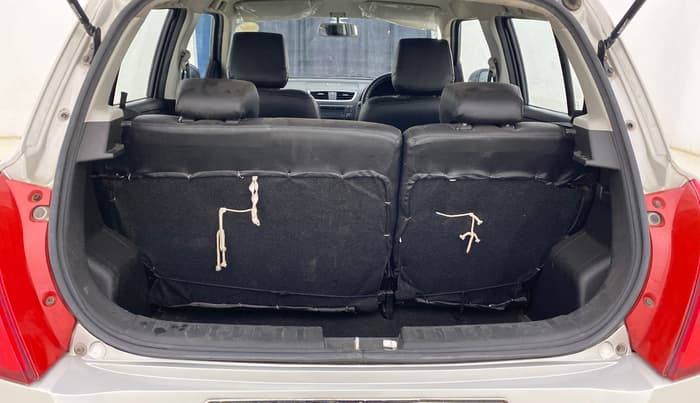 2015 Maruti Swift VXI, Petrol, Manual, 60,951 km, Boot Inside